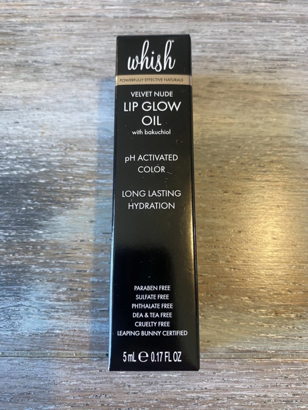 Whish velvet nude  Lip Glow Hydrating Lip Oil 0.17 New